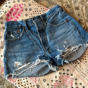 Levi shorts